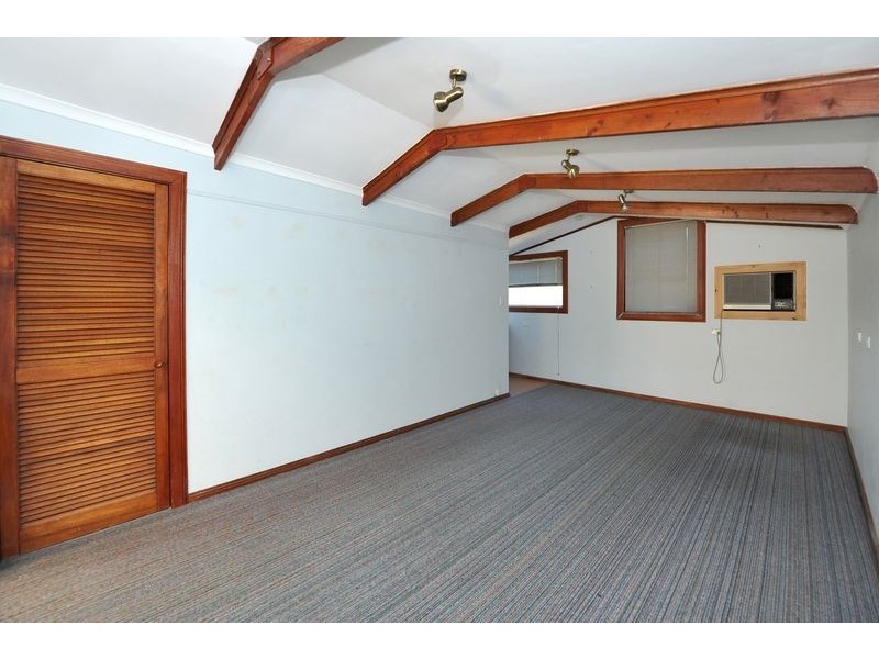 17 Valerian Court, Christie Downs SA 5164