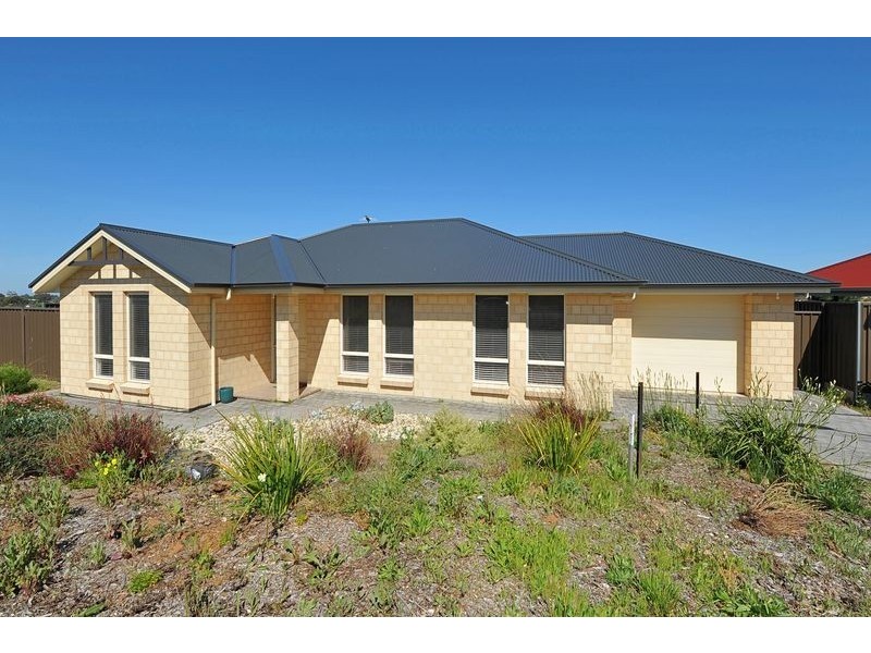 13 Kangaroo Thorn Road, Trott Park SA 5158