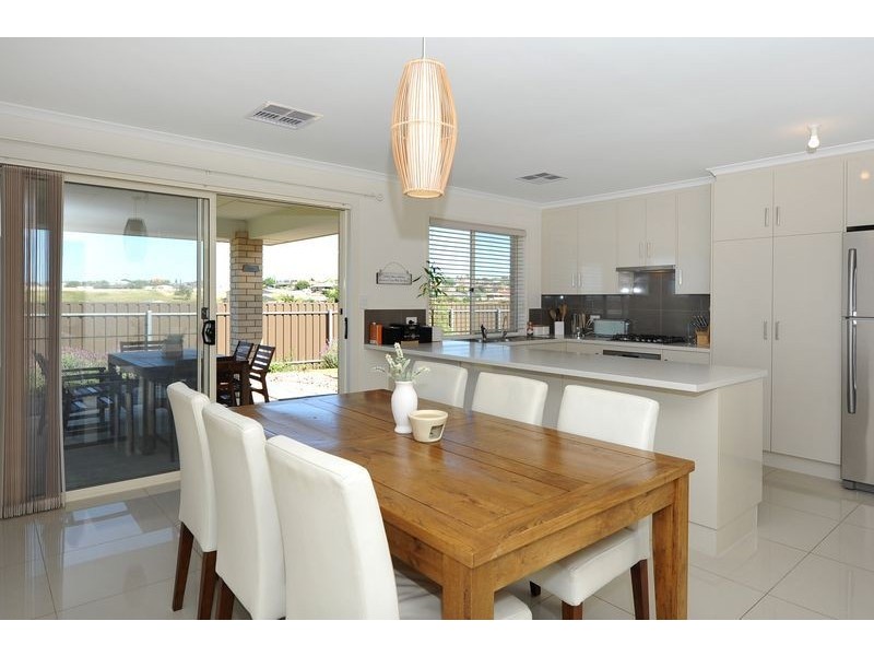 13 Kangaroo Thorn Road, Trott Park SA 5158