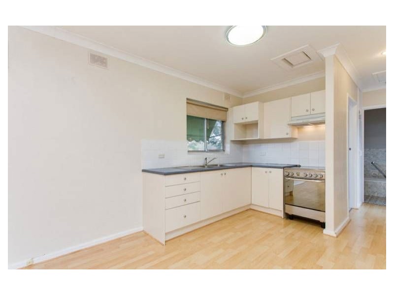 4/21 Cowper Road, Black Forest SA 5035