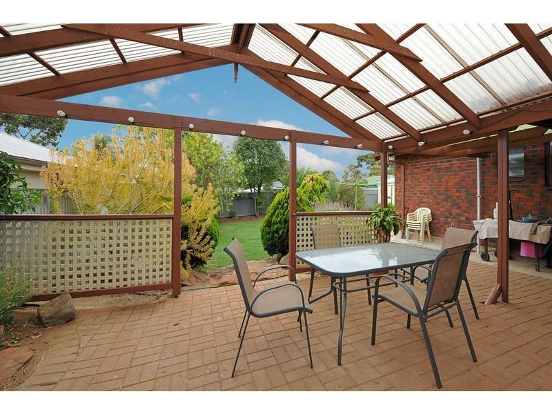 26 Jennifer Drive, Happy Valley SA 5159