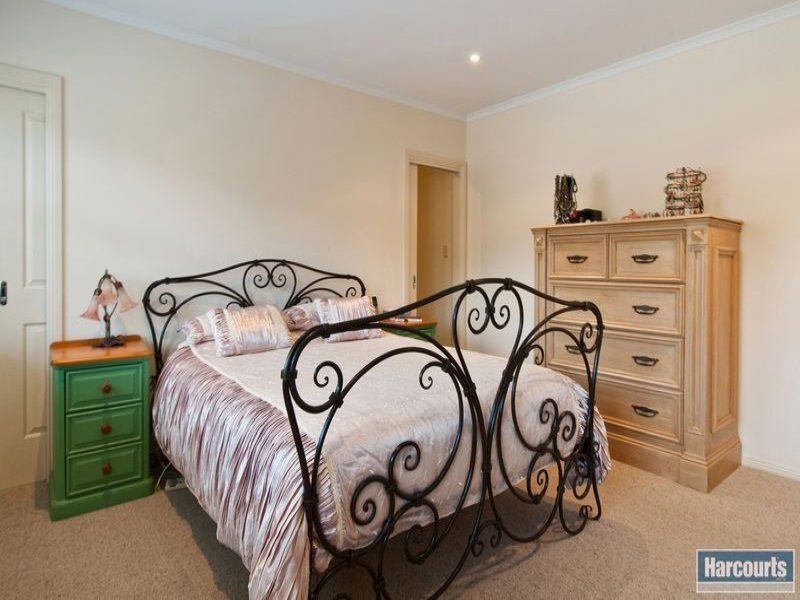 14 Manos Court, Seacliff Park SA 5049