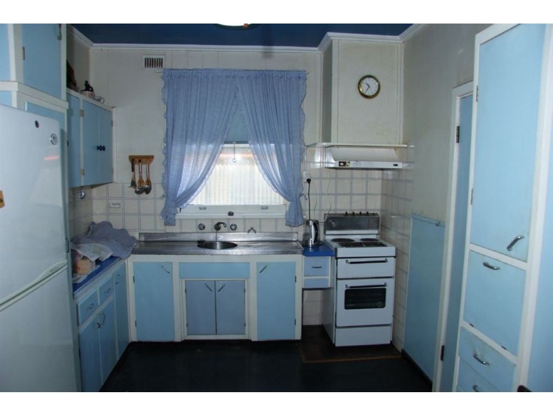 33 Seacombe Road, Sturt SA 5047