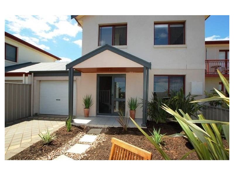10 St Vincents Avenue, Hallett Cove SA 5158