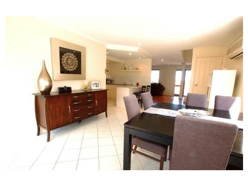 10 St Vincents Avenue, Hallett Cove SA 5158