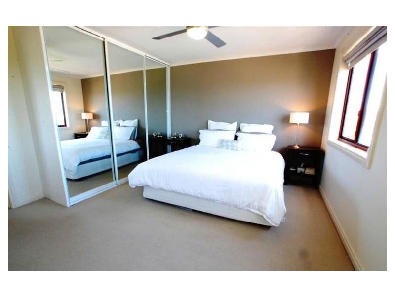 10 St Vincents Avenue, Hallett Cove SA 5158