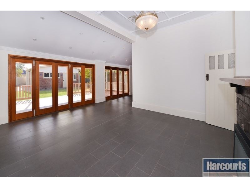 40 Beach Road, Brighton SA 5048