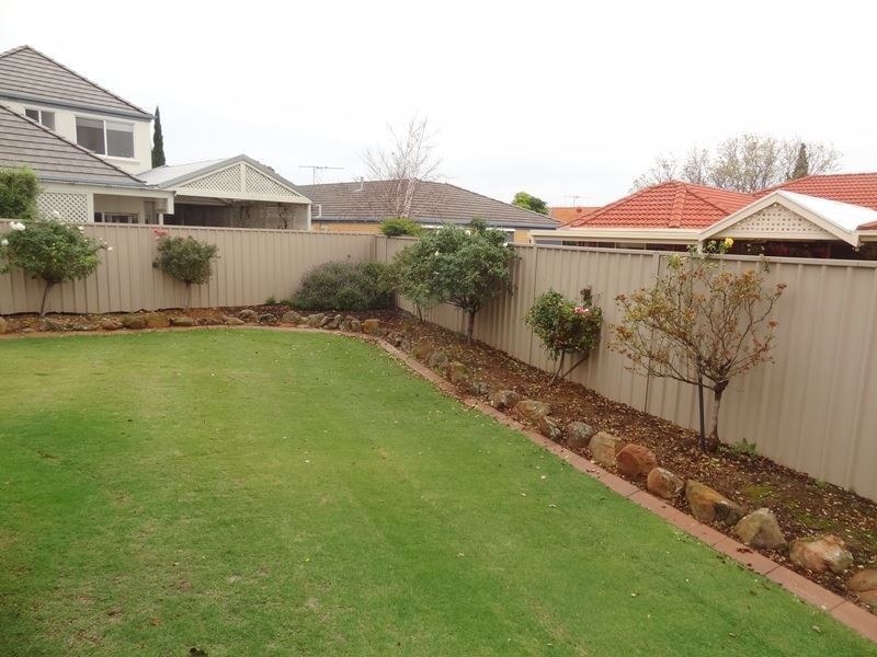 10 Chivers Street, Hallett Cove SA 5158