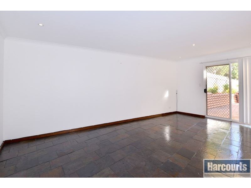 5 Warawee Place, Hallett Cove SA 5158