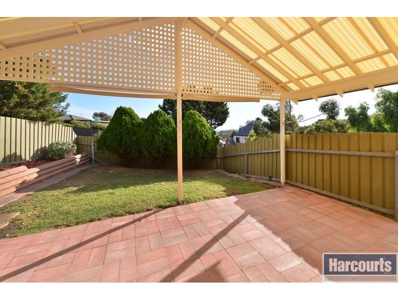 5 Warawee Place, Hallett Cove SA 5158