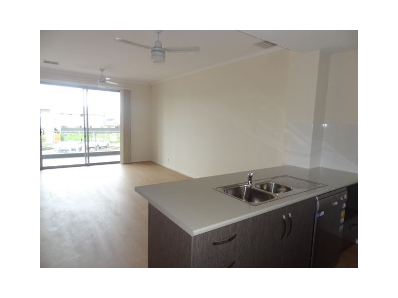 5/37 Victoria Parade, Mawson Lakes SA 5095