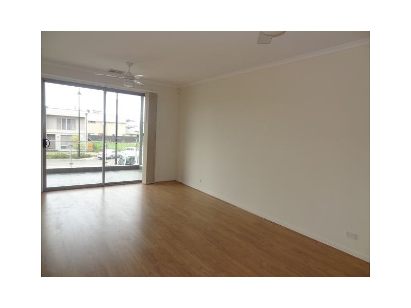 5/37 Victoria Parade, Mawson Lakes SA 5095