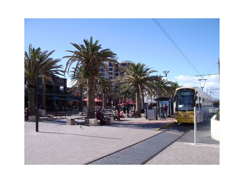 1/1 Raymond Grove, Glenelg SA 5045