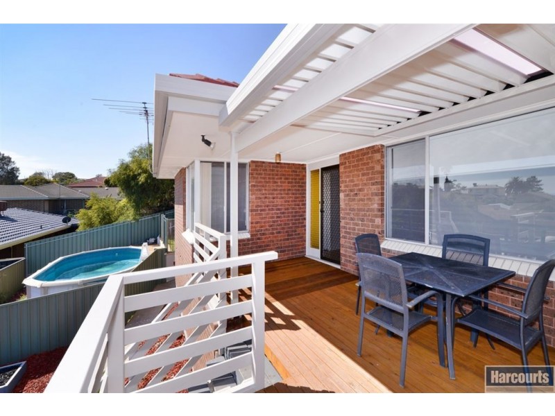 10 Sovereign Street, Hallett Cove SA 5158