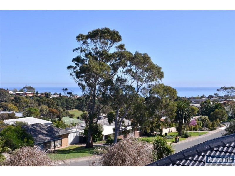 10 Sovereign Street, Hallett Cove SA 5158