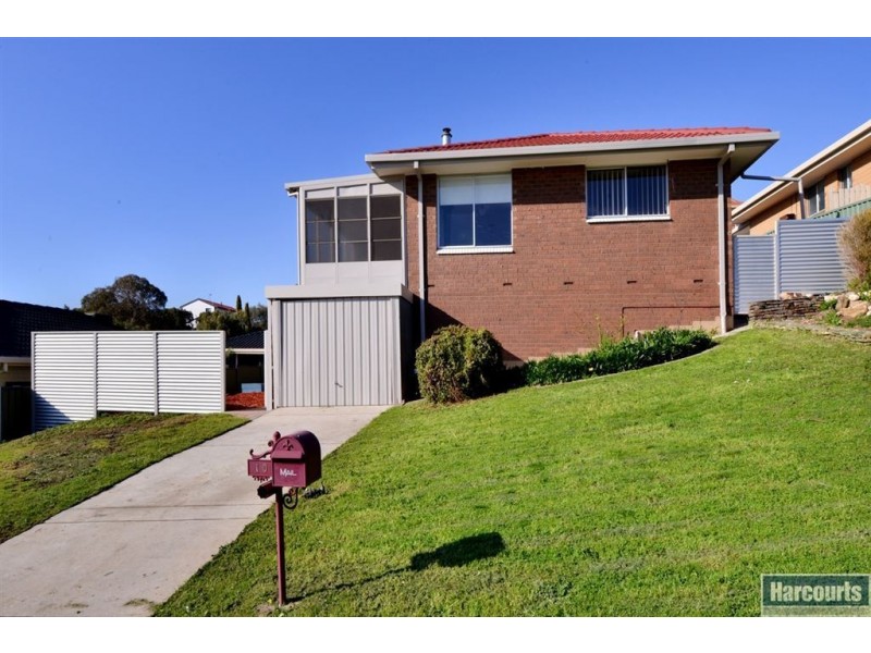 10 Sovereign Street, Hallett Cove SA 5158