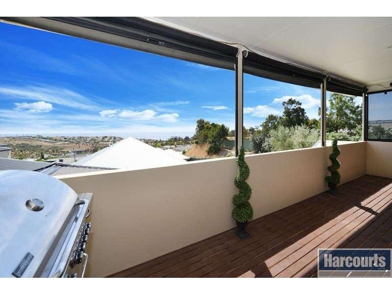 9 Stuart Court, Hallett Cove SA 5158