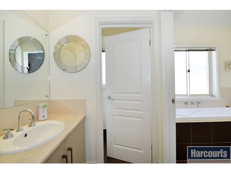 9 Stuart Court, Hallett Cove SA 5158