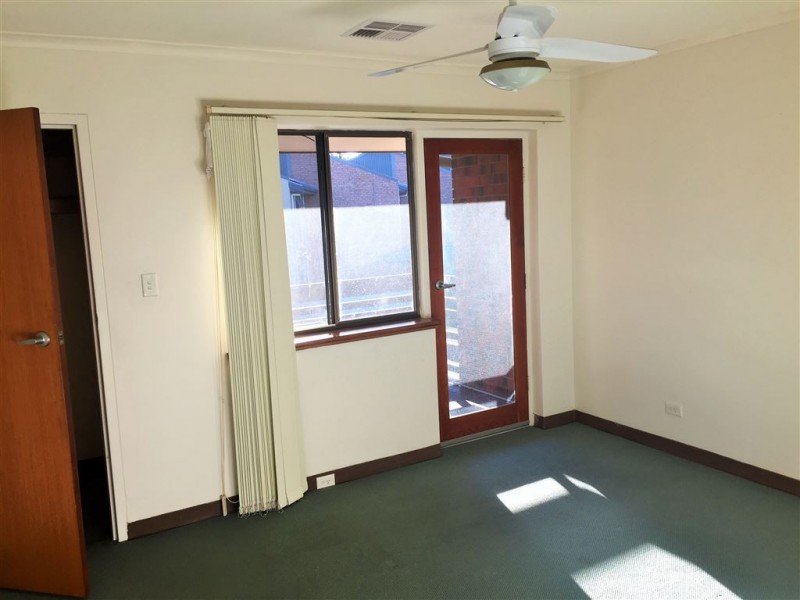 8/16-18 Finnis Street, Marion SA 5043