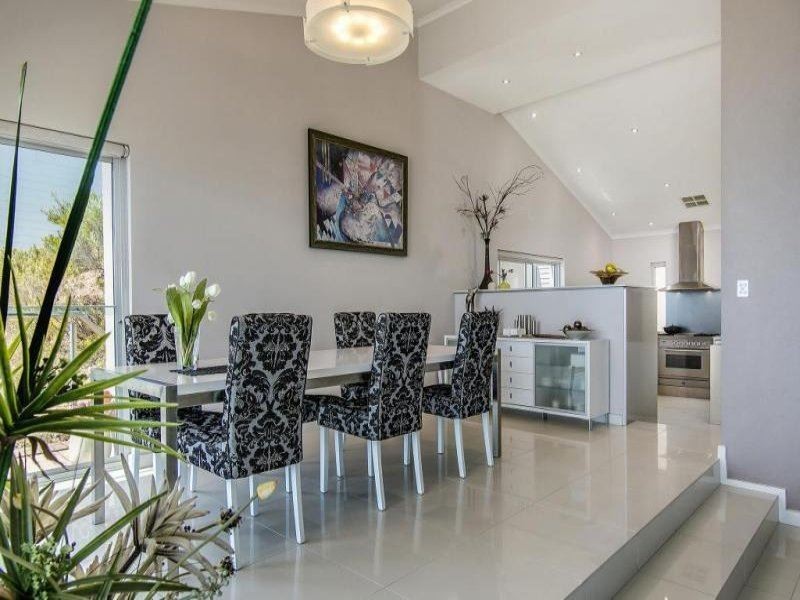 2 Esplanade, Marino SA 5049