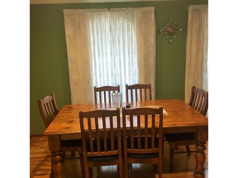 4 Resolute Crescent, Hallett Cove SA 5158