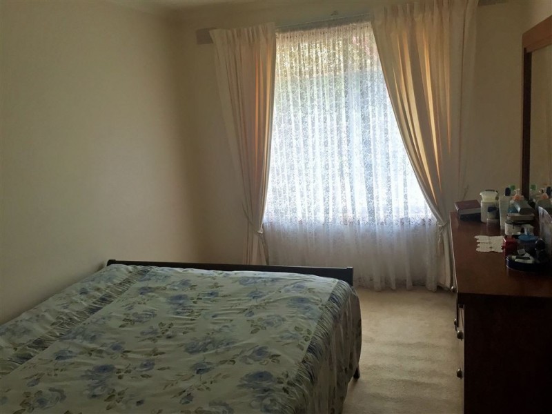 4 Resolute Crescent, Hallett Cove SA 5158