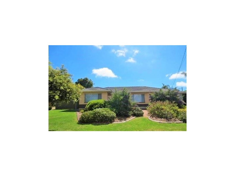 11 Ray Avenue, Morphett Vale SA 5162