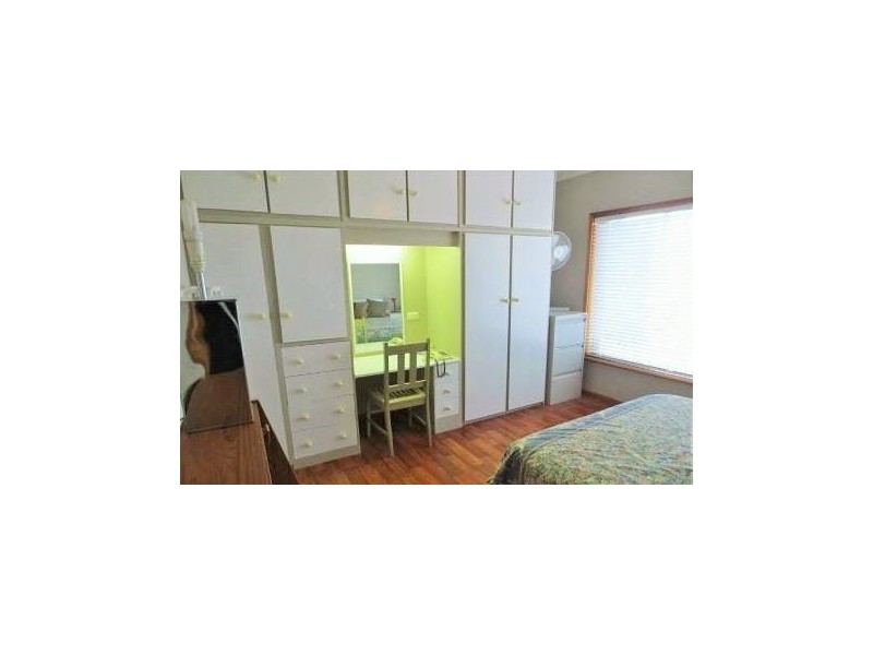 11 Ray Avenue, Morphett Vale SA 5162