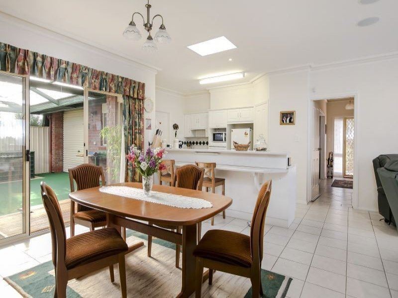 11 Renown Avenue, Seacliff Park SA 5049