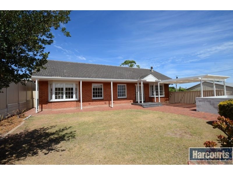 11 Coolinga Road, Marino SA 5049