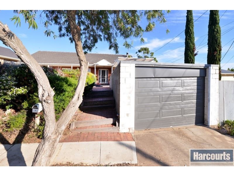 11 Coolinga Road, Marino SA 5049
