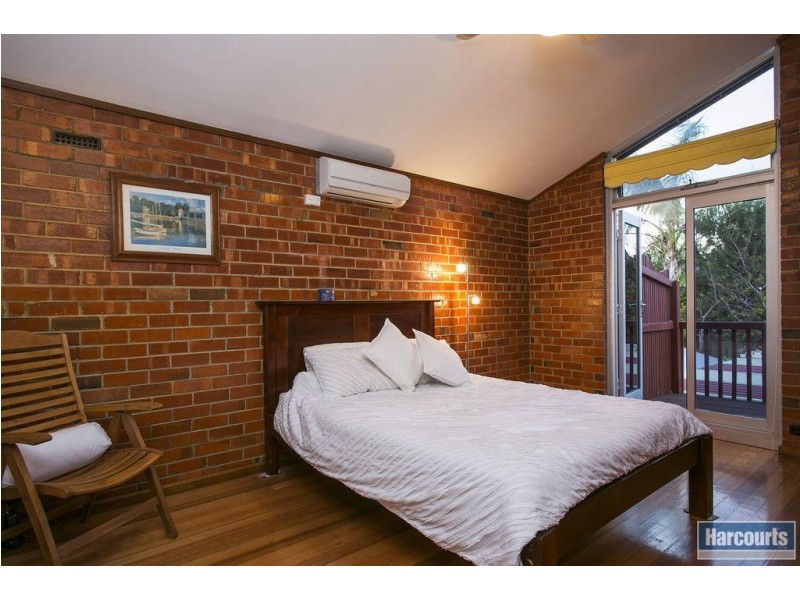 4 Marine Parade, Marino SA 5049