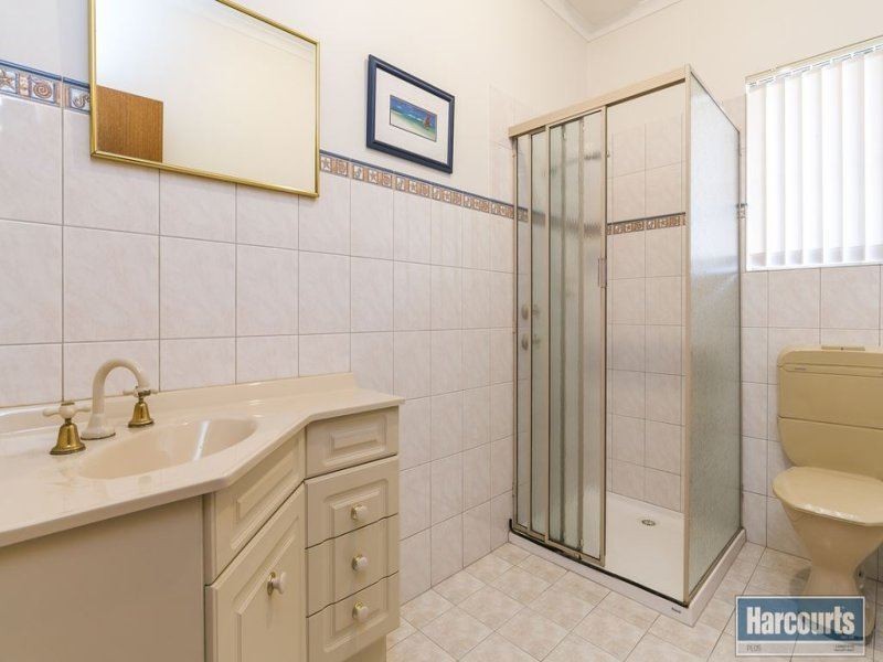 24 Pindee Street, Hallett Cove SA 5158
