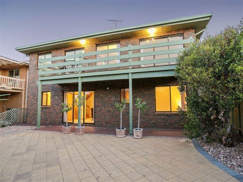 24 Pindee Street, Hallett Cove SA 5158