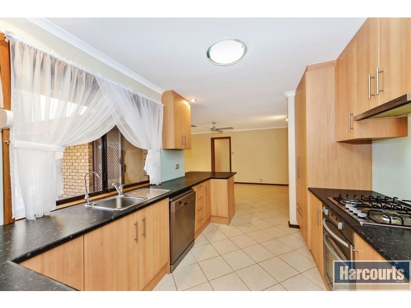 20 Eloise Avenue, Hallett Cove SA 5158