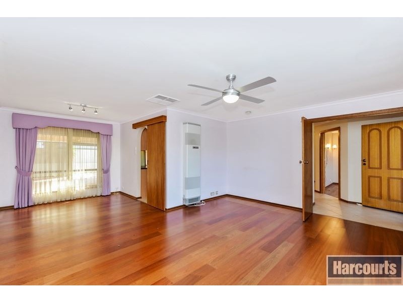 20 Eloise Avenue, Hallett Cove SA 5158