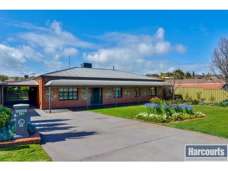 42 Aroona Road, Hallett Cove SA 5158
