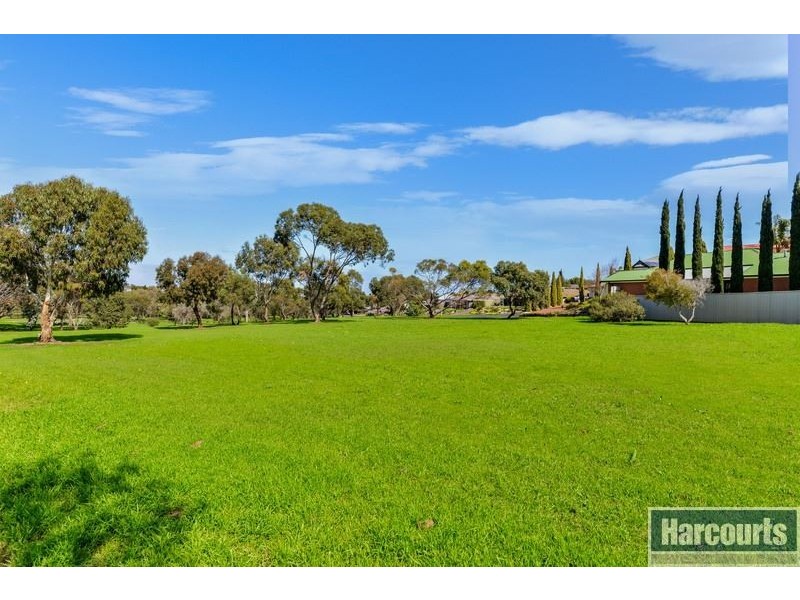 42 Aroona Road, Hallett Cove SA 5158