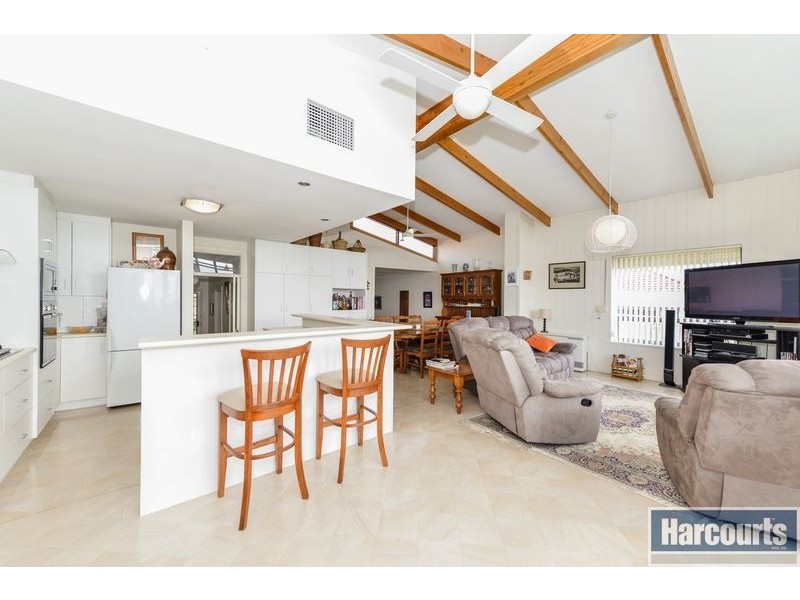 8 Keen Avenue, Seaview Downs SA 5049