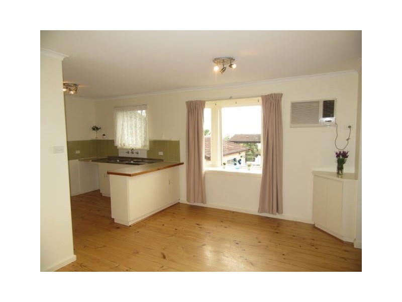 2 Columbia Court, Hallett Cove SA 5158