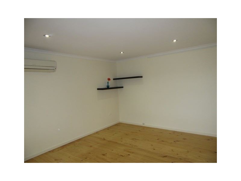 2 Columbia Court, Hallett Cove SA 5158