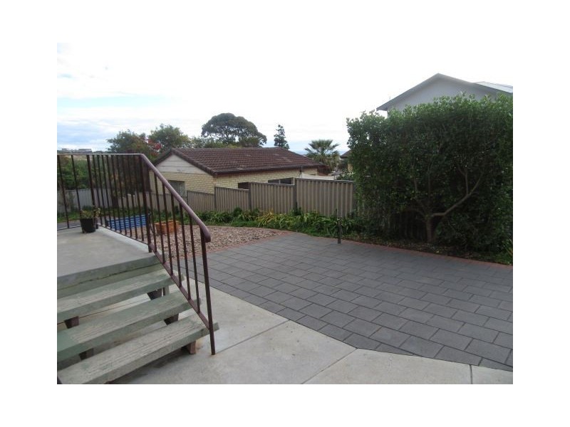 2 Columbia Court, Hallett Cove SA 5158