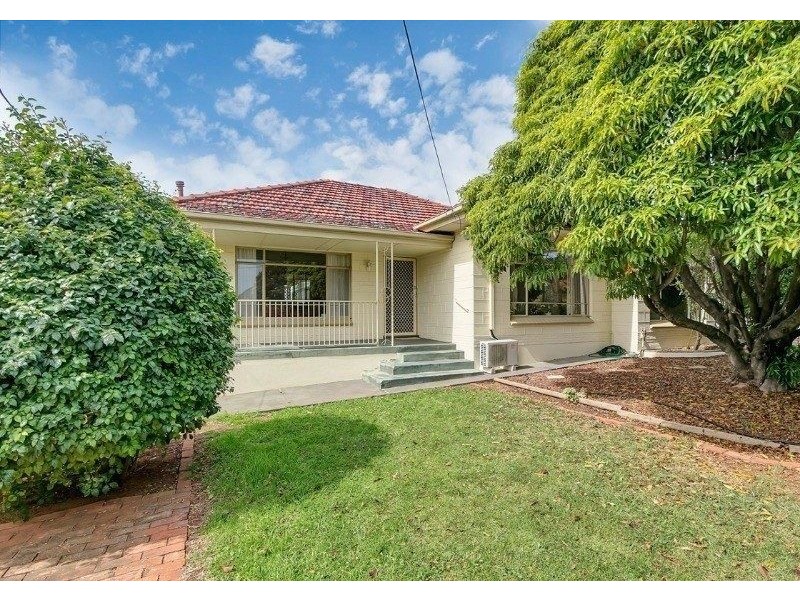 27 Ophir Crescent, Seacliff Park SA 5049