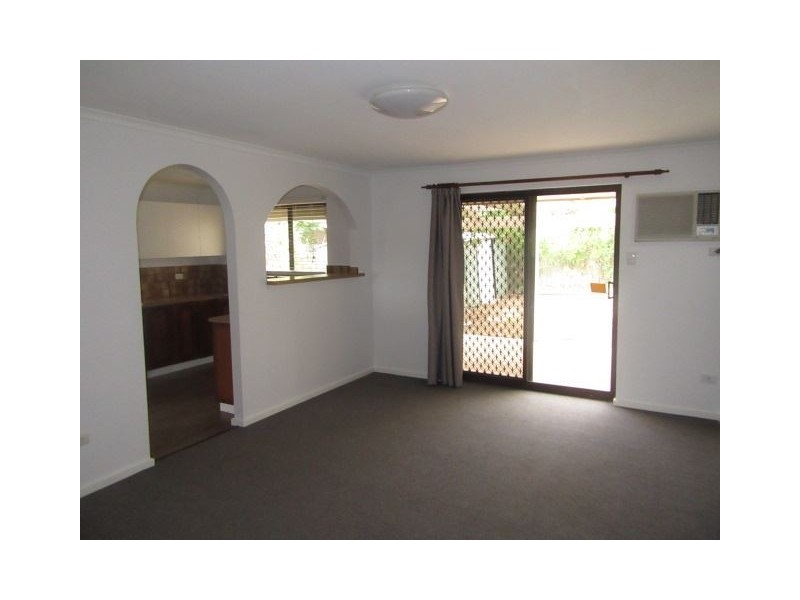 8 Lorita Crescent, Hallett Cove SA 5158