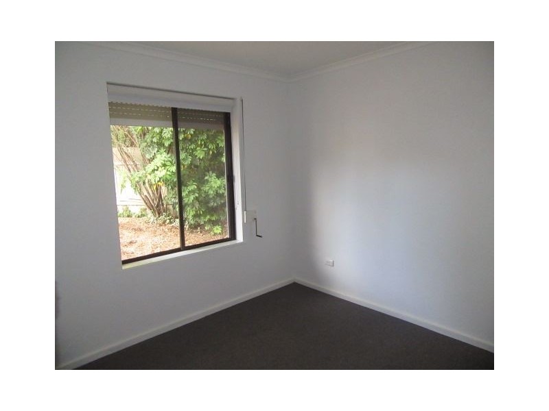 8 Lorita Crescent, Hallett Cove SA 5158
