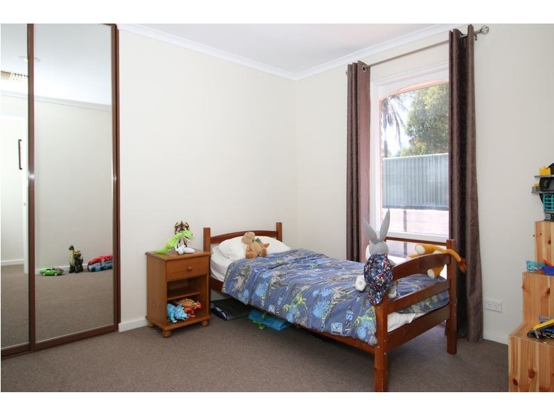 24 Manunda Way, Hallett Cove SA 5158