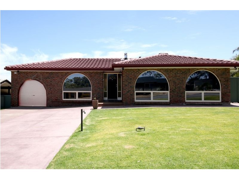 24 Manunda Way, Hallett Cove SA 5158