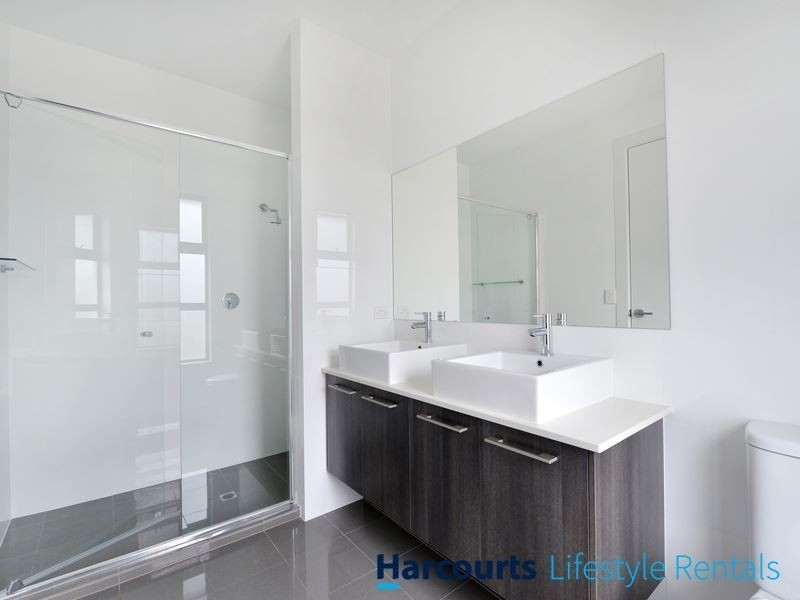 12 Ray Street, Findon SA 5023