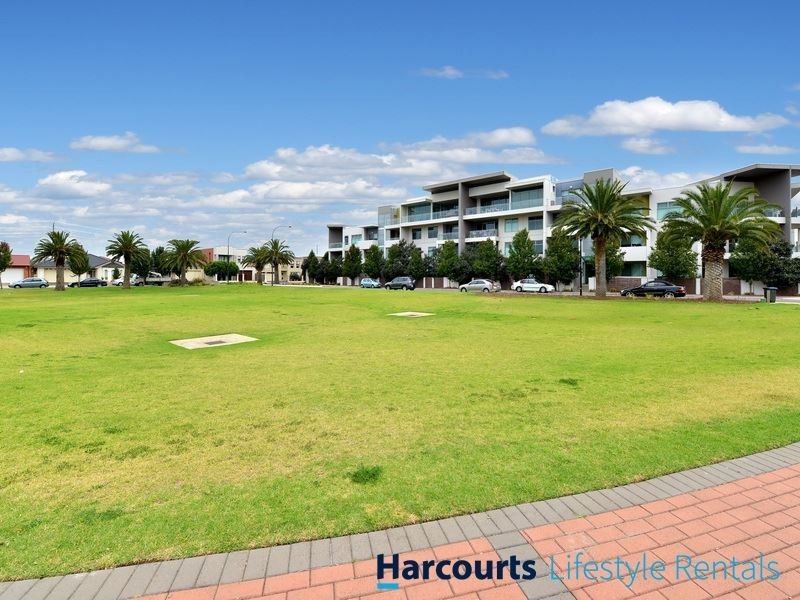 12 Ray Street, Findon SA 5023