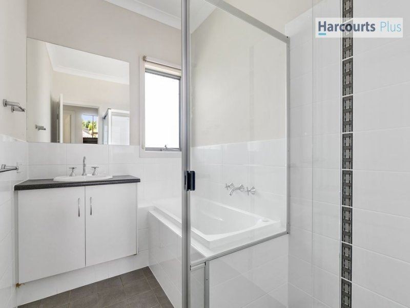 32 Thomas Way, Hallett Cove SA 5158